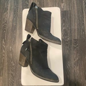 Dolce Vita Booties